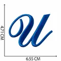 Toppa ricamata blu lettera U corsiva per abbigliamento e fai da te 6,5x4,7cm - Lettera U