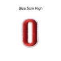 Gedetailleerde rood geborduurde patch nummer nul met witte rand voor DIY-kledingversiering - Cijfer 0