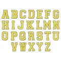 Dettaglio patch lettere ciniglia gialla A-Z con bordo glitter oro per vestiti DIY - Set di 26 Lettere / Giallo