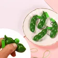 Groene edamame knijpspeeltje sleutelhanger voor stressverlichting decor - Knijp Edamame