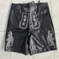 Short traditionnel d'Oktoberfest pour hommes en similicuir avec broderies blanches ornées - 3XL / Style en Cuir Noir / Noir