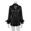 Ensemble pyjama en satin noir élégant avec poignets en plumes amovibles pour femme - S / Haut Et Bas / Noir