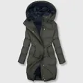 Detail van de olijfgroene winterparka voor dames met capuchon en blauwe fleecevoering - S / Tops / Legergroen