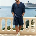 Vista detallada del conjunto de vacaciones de lino azul marino con cuello en V y shorts - S / Top Y Pantalón / Azul marino