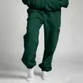 Σκούρο πράσινο oversized unisex παντελόνι φόρμας με τσέπη με φερμουάρ για το χειμώνα. - S / Bottoms / σκούρο πράσινο