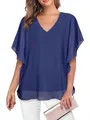 Elegante marineblauwe chiffon blouse met V-hals en ruches fladdermouwen, losse pasvorm - S / Tops / Donkerblauw