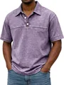 Detalle de un polo de hombre morado de estilo vintage con efecto de lavado ácido - S / Tops / Púrpura