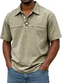 Polo vintage de manga corta para hombre con lavado ácido en color verde oliva y cuello - Caqui