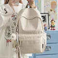 Großer Karomuster Rucksack im koreanischen Stil für Schülerinnen mit süßem Anhänger - Khaki Mit Langbeinigem Plüsch Anhänger