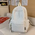 Koreanischer weiß karierter Studentenrucksack mit großer Kapazität und süßem Anhänger - Ohne Anhänger / Weiß