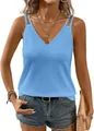 Vista detallada de una camiseta de tirantes azul con cuello en V y doble tirante. - S / Tops / Azul cielo