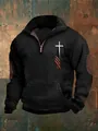 Gedetailleerde macro-opname van zwarte herenhoodie met wafelgebreid kruis- en vlagprint - S / Tops / Zwart