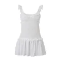 Detalle de minivestido blanco con volantes y cuerpo elástico fruncido. - S / Vestidos / Blanco
