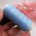 Hochwertiges 0,5 mm hellblaues flaches Wachsgarn für DIY-Armband- und Schmuckwebereien - Wasserblau 75853