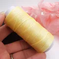 Premium 0,5 mm hellgelber hochglänzender flacher Wachsfaden für DIY-Schmuck und Handwerk - Zitronengelb 75854