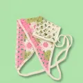Handmade floral crochet triangular headscarf in beige pink and green knit finish - One Size / Checkered Daisy Pattern / Pink and Green