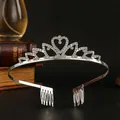 Diadème de mariée élégant en argent avec centre en cristal étincelant en forme de cœur - Modèle A / Argent