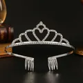 Diadème de mariée argenté en forme de cœur avec strass brillants pour un look de princesse - Modèle B / Argent