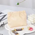 Mini pochette en cuir portable avec fermeture pression pour cosmétiques et petits objets - S / Blanc Cassé
