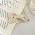 Peigne à cheveux esthétique en acétate en forme de chat avec un nœud rose mignon - 10.5cm x 6.1cm / Chat avec Nœud Papillon