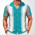 Polo da uomo in maglia con strisce verticali verde acqua e bianche e bottoni - 3XL / Top / Blu