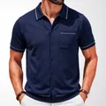 Elegante polo da uomo in maglia blu scuro a maniche corte con profili a contrasto - Taglia L / Top / Blu navy