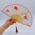 Eleganter handgefertigter Suzhou-Stickfächer mit feinen Phönix- und Lotusmustern - 6 Zoll / Phönix-Tanz und Lotus-Lied