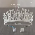 Silberne Brautkrone mit Strasssteinen, Durchmesser 12 cm und Höhe 6,5 cm Spezifikationen. - 50# Silber Wellig Voller Strass Stil / Durchmesser 12cm x Höhe 6.5cm