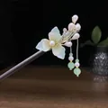 Elegant ancient style wooden hair stick with pale green flower and pearl tassels - Light Green Three-Petal Flower Artificial Pearl Tassel Style (0649)