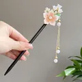 Vintage sandalwood hair stick with pink flower and pearl tassel for Hanfu hairstyle. - Pink and White Floral Artificial Pearl Tassel Step-Shake Style (2477)