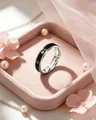 Elegante ring van titaniumstaal met zwarte strepen en een kristal voor koppels - Dames US Maat 4 / Ring