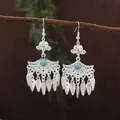 Orecchini etnici Miao a nappa in argento con pietre turchesi per variante di prodotto - Stile Nappa Turchese Loto (E1811-1) / Argento