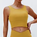 Senfgelbes, geripptes Yoga-Top für Damen, hochelastisch und atmungsaktiv für Sport und Fitness. - Kurkuma
