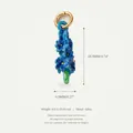 Vista detallada de SKU del colgante floral de esmalte azul con dimensiones y peso indicados - 6 Jacinto Azul / Azul