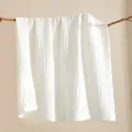 Weiches weißes sechsschichtiges Mull-Babybadetuch mit einer zarten Blasen-Gaze-Struktur - 9-lagig Verdickt Ultra Weich (110*105cm) / Weiß