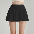 Jupe-short de sport noire à taille alta pour le yoga et le tennis avec devant plissé - S / Bas / Noir Mode