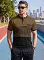 Vista dettagliata della polo casual da uomo a righe con un elegante colletto Henley - Marrone scuro