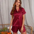 Ensemble pyjama en satin bordeaux élégant avec broderie cœur et manches courtes - Bordeaux