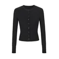 Detalle de un cárdigan corto de punto negro entallado con cuello redondo y botones - S / Tops / Negro