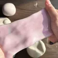Juguete squishy mochi rosa elástico hecho a mano con textura suave para aliviar el estrés - Púrpura Taro