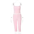 Detalle de conjunto rosa de dos piezas con encaje y lazos - S / Top Y Pantalón / Rosa