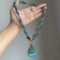 Collier ethnique bohème avec pendentif goutte turquoise et cordon de corde tressé - Style Pendentif Goutte d'Eau / Collier - Doré - Bleu