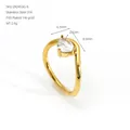 Detail view of a gold irregular ring with a pear-shaped zircon and dimensions. - 6 / Water Drop Zirconia Wave Curve Style (ZR2453G) / Gold