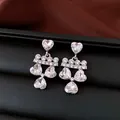 Elegante 14k vergulde hartvormige zirkonia oorbellen met een hangend kristalontwerp - Hart Kwastje Zirconia Oorbellen (19#) / Zilver