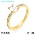 Elegante gouden roestvrijstalen ring met rechthoekige zirkonia - Goud - Heldere Zirkoon