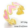 Brazalete en C bañado en oro con corazones de esmalte rosa, 24g, interior 51x23mm - 24g (51x23mm) / Rosa