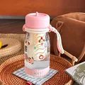 Niedliche rosa Cartoon-Plastikwasserflasche mit Teesieb und verstellbarem Tragegurt - Cartoon Hunde Stil (FL7865)