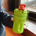 Portable insulated coffee cup with straw in vibrant green color, minimalist style - 400ml / Green (XJ-325)