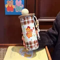 Süße Stern-Isolierflasche mit braunem Karomuster und dekorativem Perlenanhänger - 550ml / Kaffee-Sternmann (4421) / Braun