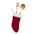 Kleine rood-witte gebreide kerstsok gebruikt als feestelijke bestekhouder voor de tafel - S / Wijnrood